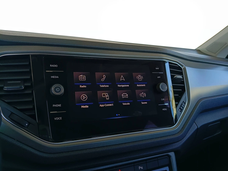 13 - Volkswagen T T-Roc 1.5 tsi Style dsg