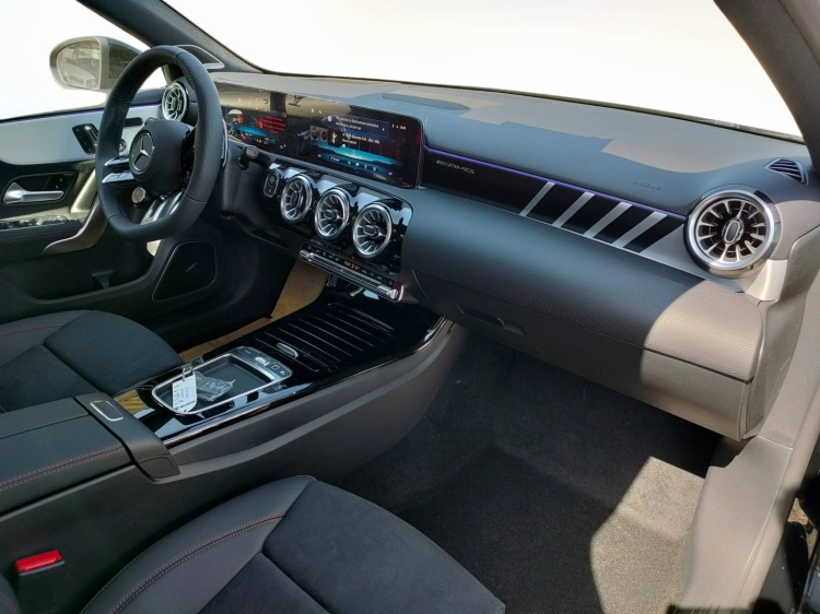 9 - Mercedes AMG Classe A Mercedes-AMG A 35 4MATIC