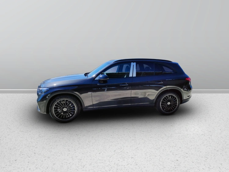 3 - Mercedes-Benz GLC 300 d 4MATIC