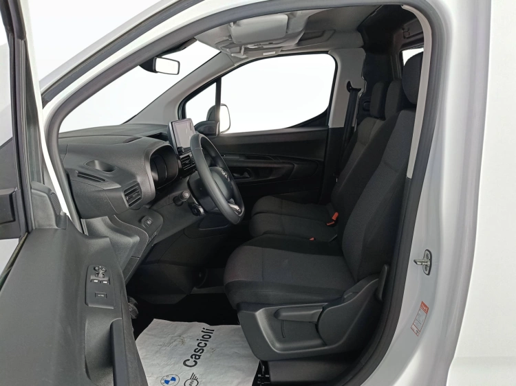 8 - Toyota Professional Proace City Proace City 1.5D 100cv S&S L2 D 10q Comfort