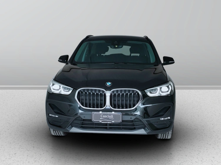 2 - BMW X1 X1 sdrive18d Business Advantage
