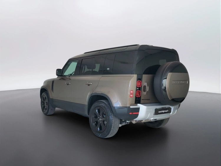 7 - Land rover Defender Defender 110 3.0d i6 mhev SE awd 200cv auto