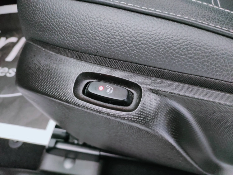 11 - smart fortwo Fortwo eq Edition One 22kW