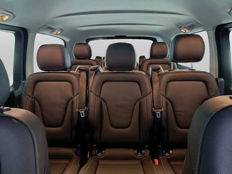 14 - Mercedes-Benz Classe V Extralong 300 d Premium 4matic auto