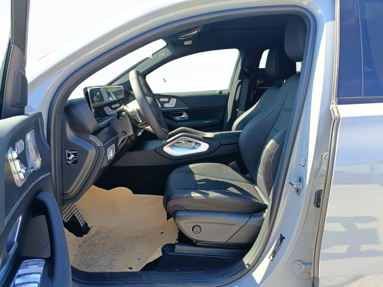 7 - Mercedes-Benz GLE GLE 350 de 4MATIC Plug-in hybrid Coupe