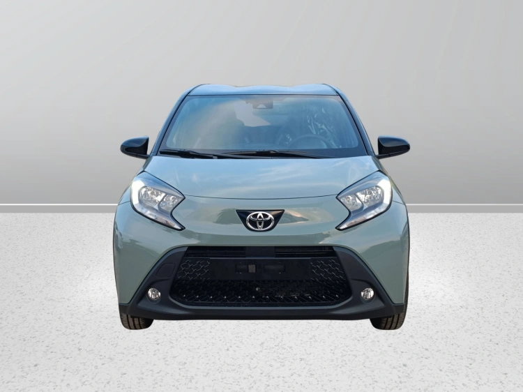 2 - Toyota AYGO X AYGO X 10B MT TREND MY24