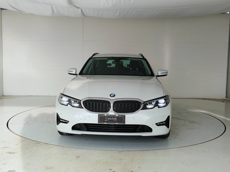2 - BMW Serie 3 318d Touring mhev 48V Business Advantage auto