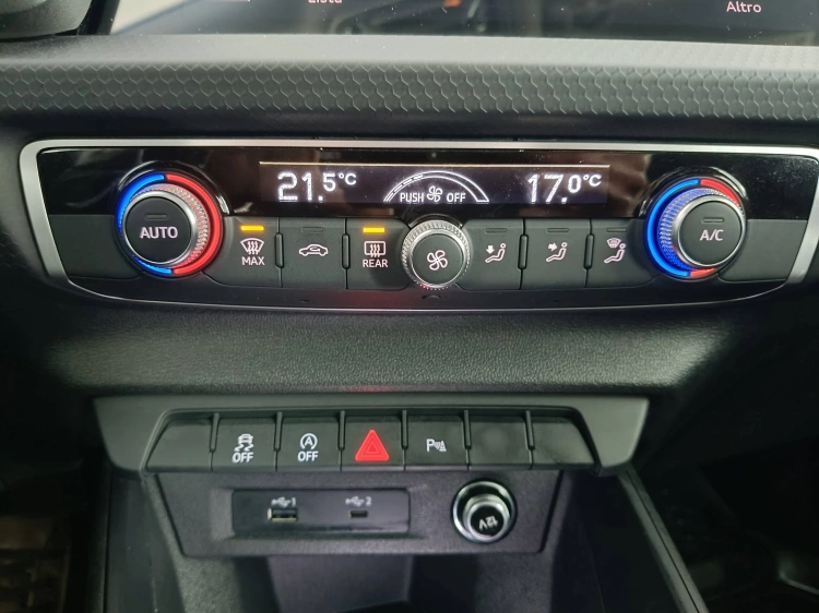 15 - Audi A1 A1 Sportback 30 1.0 tfsi 116cv