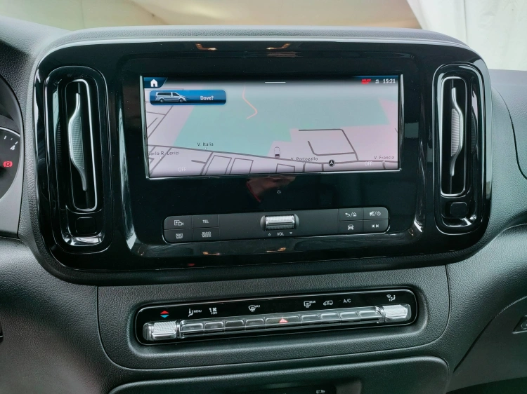 17 - Mercedes Vans Vito III 119 2024 Vito tourer 119 cdi extralong Select 9G-tronic