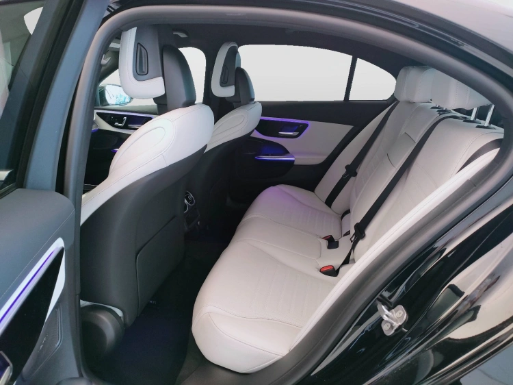 12 - Mercedes-Benz Classe C 220 d mhev AMG Line Advanced Plus 4matic 200cv auto