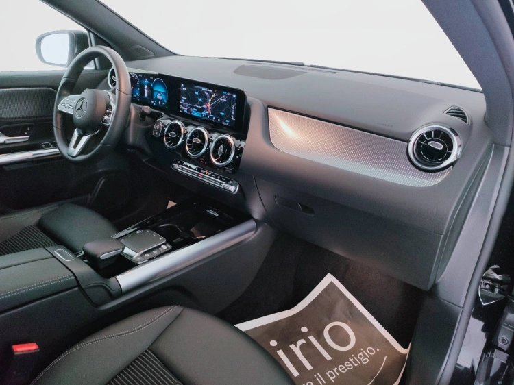 13 - Mercedes-Benz GLA 200 d Sport Plus 4matic auto
