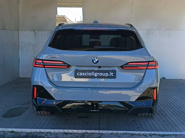 5 - BMW Serie 5 520d Touring 48V xdrive MSport Pro auto