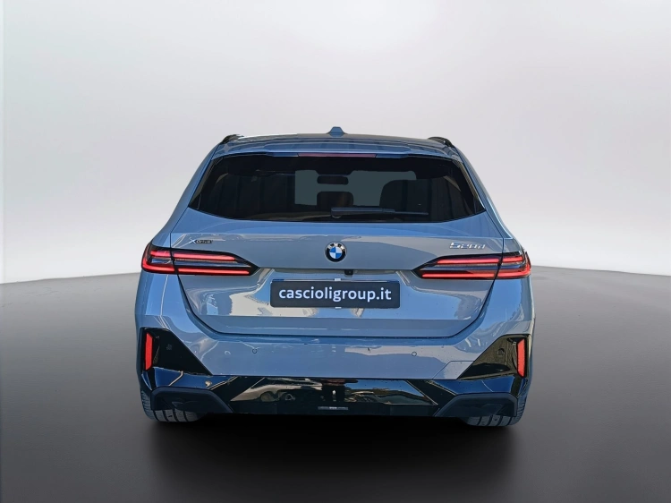 5 - BMW Serie 5 520d Touring 48V xdrive MSport Pro auto