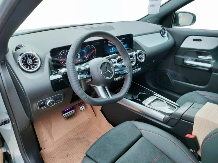9 - Mercedes-Benz GLA 200 d automatic