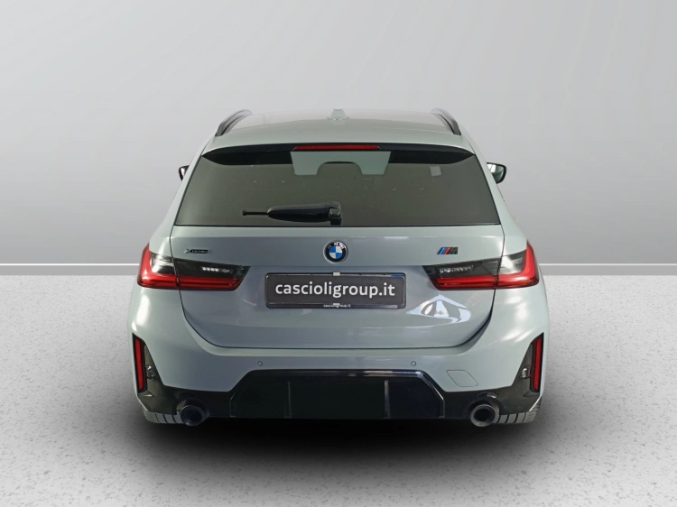 5 - BMW Serie 3 330d Touring mhev 48V xdrive MSport auto