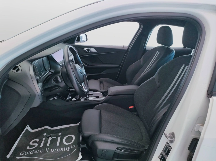 15 - BMW Serie 1 116d Sport auto