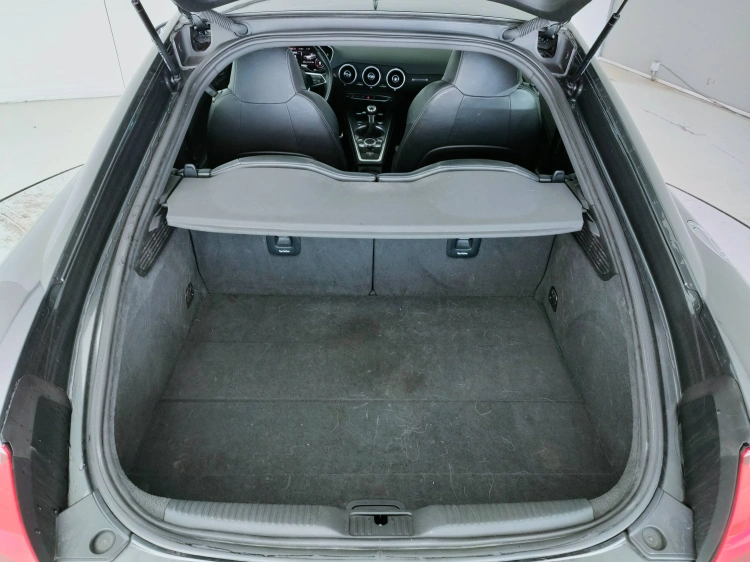 5 - Audi TT TT Coupe 2.0 tdi ultra S line