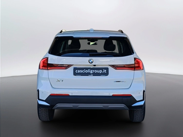 5 - BMW X1 X1 sdrive18d X-Line auto