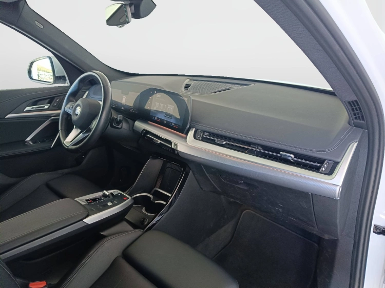 10 - BMW X1 X1 sdrive18d X-Line Edition Essence auto
