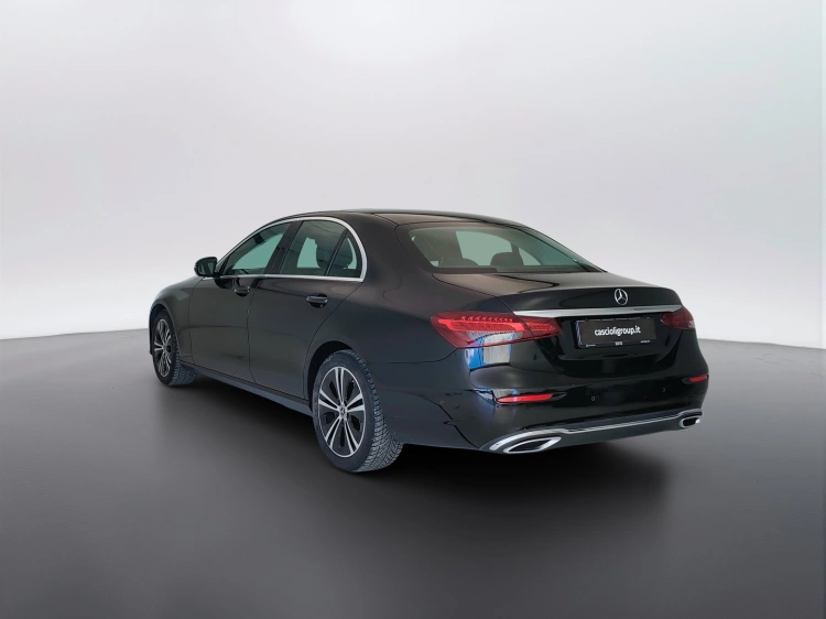 7 - Mercedes-Benz Classe E 220 d Business Sport 4matic auto my20