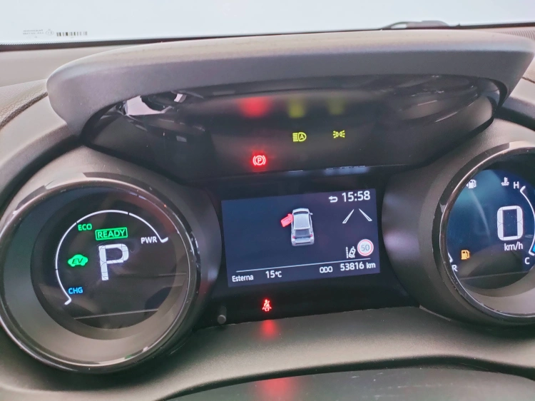 19 - Toyota Yaris Yaris 1.5h Style