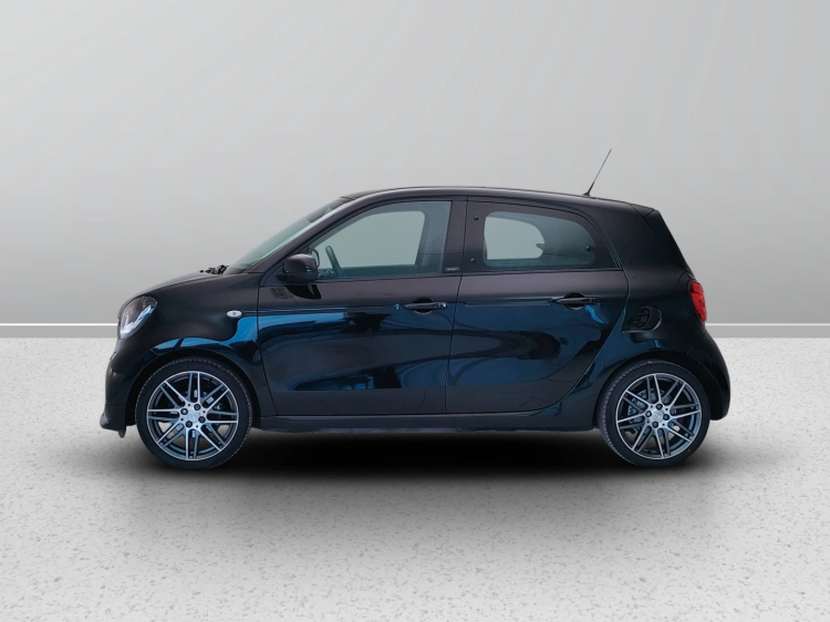 3 - smart forfour Forfour 0.9 t Brabus Xclusive 109cv twinamic