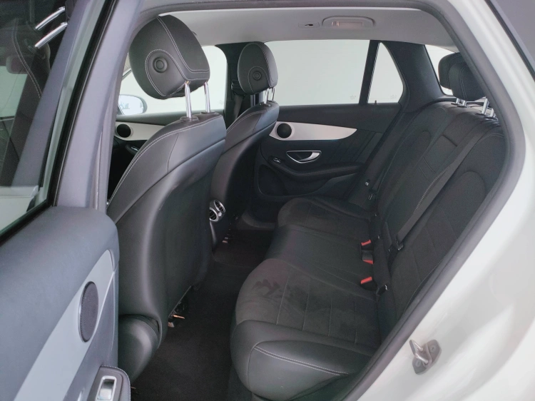 10 - Mercedes-Benz GLC 250 d Premium 4matic auto