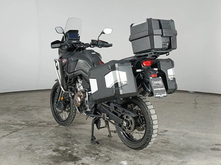 6 - Honda Africa Twin Africa Twin CRF 1100L Urban Abs my22