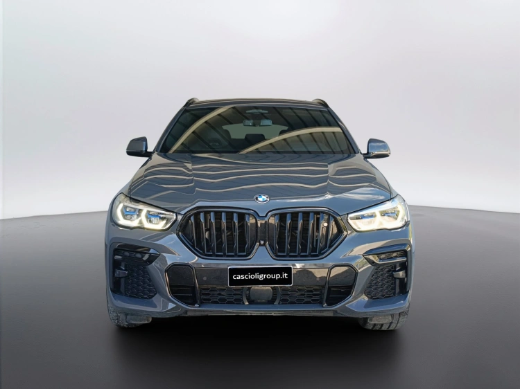 2 - BMW X6 X6 xdrive40d mhev 48V Msport auto