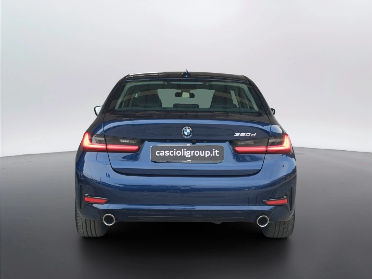 5 - BMW Serie 3 320d auto