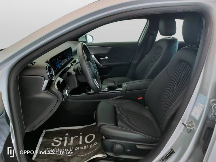 15 - Mercedes-Benz Classe A 180 d Sport auto