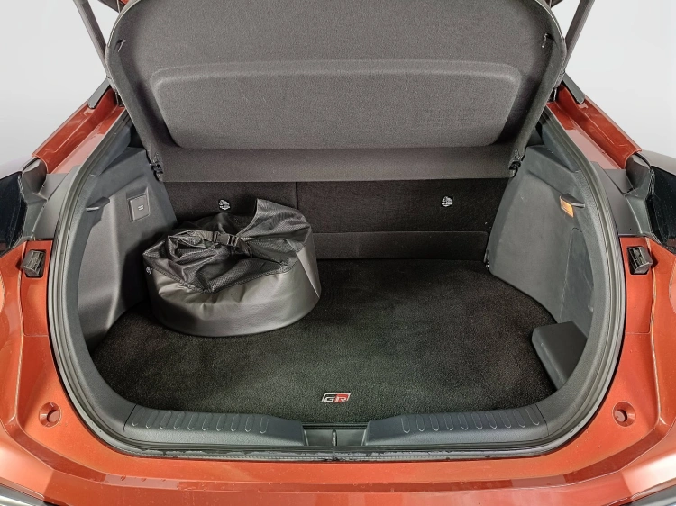 21 - Toyota C-HR C-HR 2.0 phev GR Sport fwd e-cvt