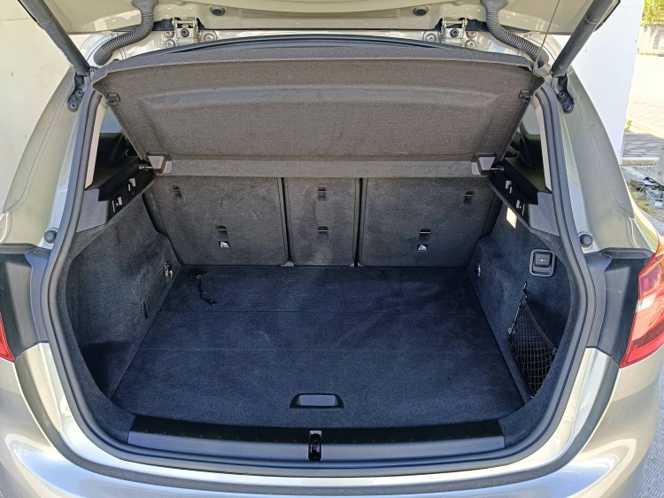 16 - BMW Serie 2 218d Active Tourer auto