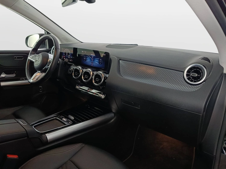 10 - Mercedes-Benz Classe B 180 d Progressive Advanced auto