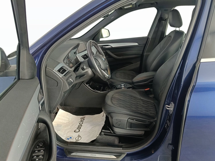 9 - BMW X1 X1 sdrive18d xLine auto my18