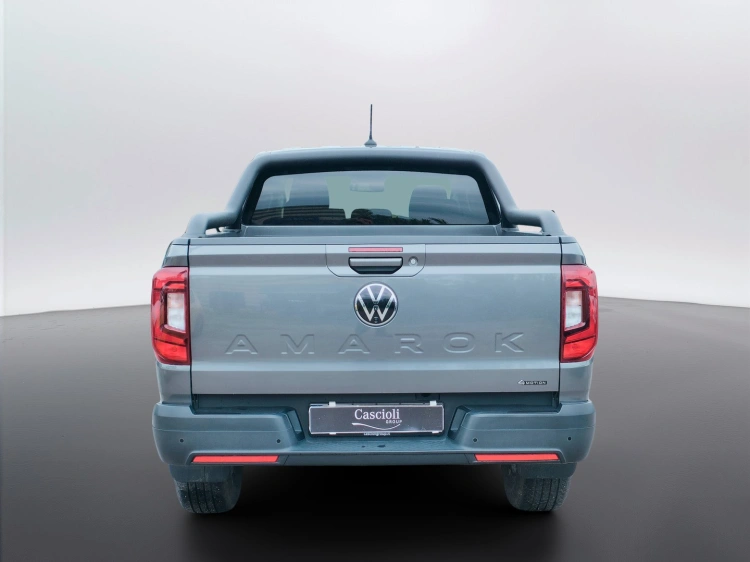 4 - Volkswagen Amarok Amarok 2.0 tdi Life 4motion auto