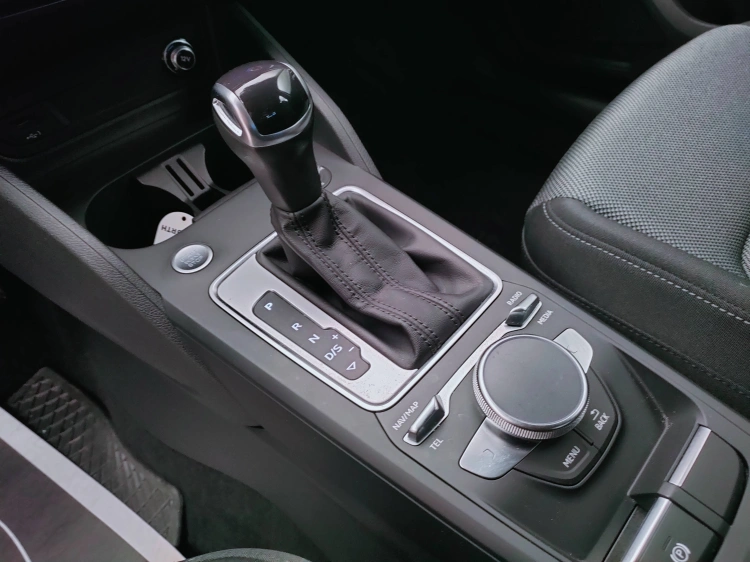 17 - Audi Q2 Q2 35 1.5 tfsi Admired s-tronic