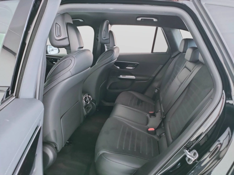 15 - Mercedes-Benz GLC 220 d mhev AMG Premium 4matic auto