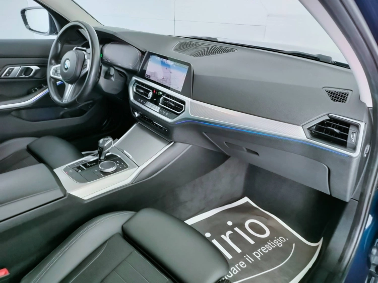 12 - BMW Serie 3 320d Touring auto