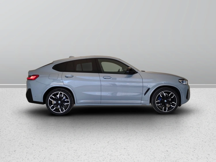 7 - BMW X4 BMW X4 M40d xDrive