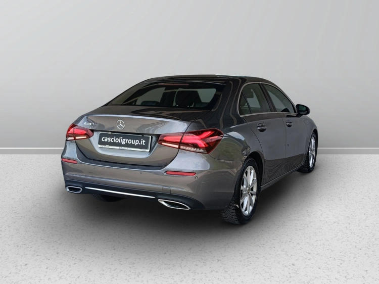 5 - Mercedes-Benz Classe A 180 d Sport auto