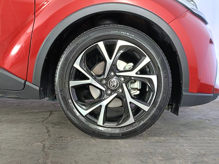 15 - Toyota C-HR C-HR 1.8h Trend e-cvt