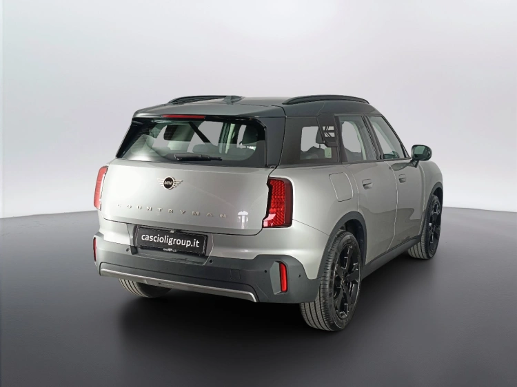 4 - MINI Countryman Mini Countryman 1.5 48V C Classic auto