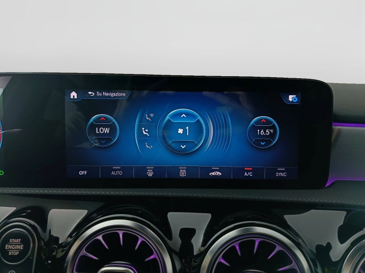 15 - Mercedes-Benz Classe A 180 d Premium auto