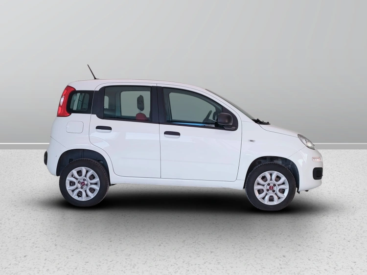 7 - Fiat Panda Panda 0.9 t.air t. natural power Easy 70cv