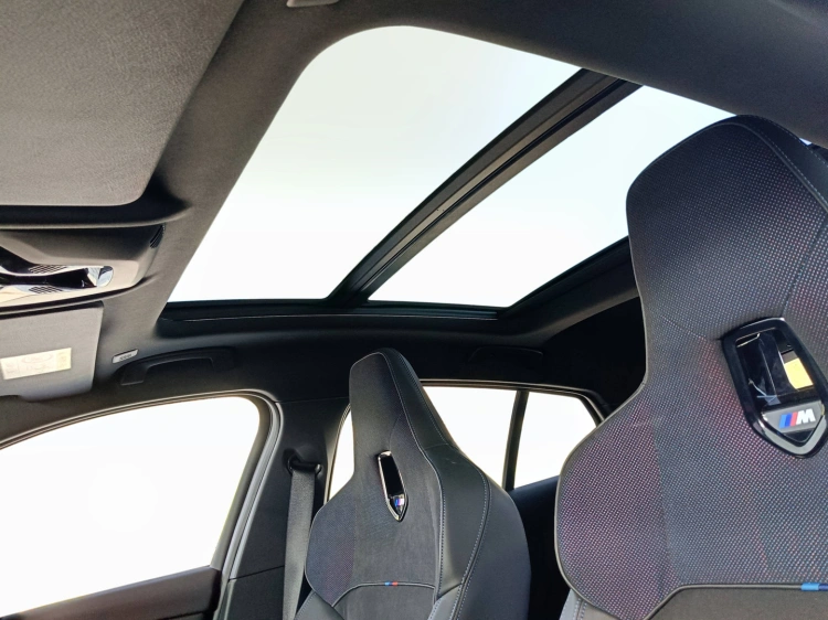 12 - BMW Serie 1 120 48V MSport Pro auto