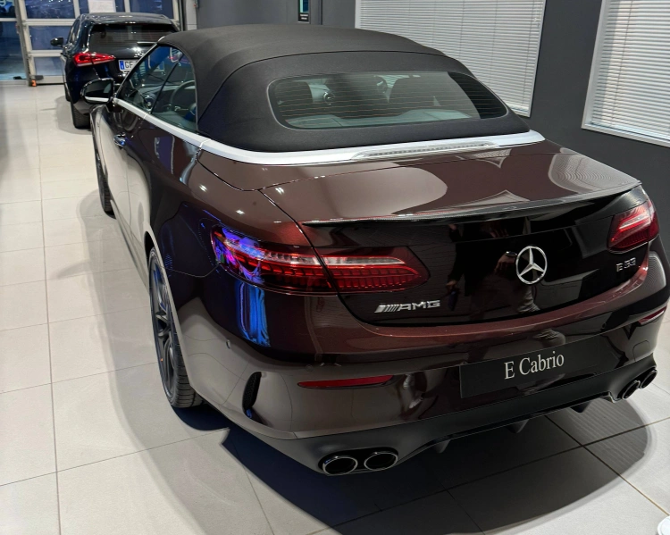 21 - Mercedes AMG Classe E Mercedes-AMG E 53 Cabrio mhev (eq-boost) 4MATIC+