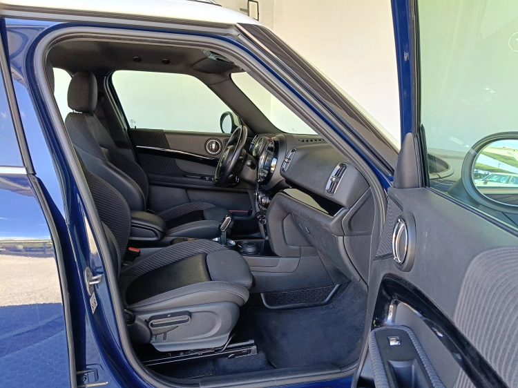 11 - MINI Countryman Mini Countryman 2.0 Cooper D all4 auto my18