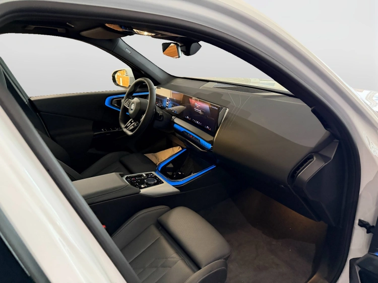 18 - BMW X3 BMW X3 30e xDrive