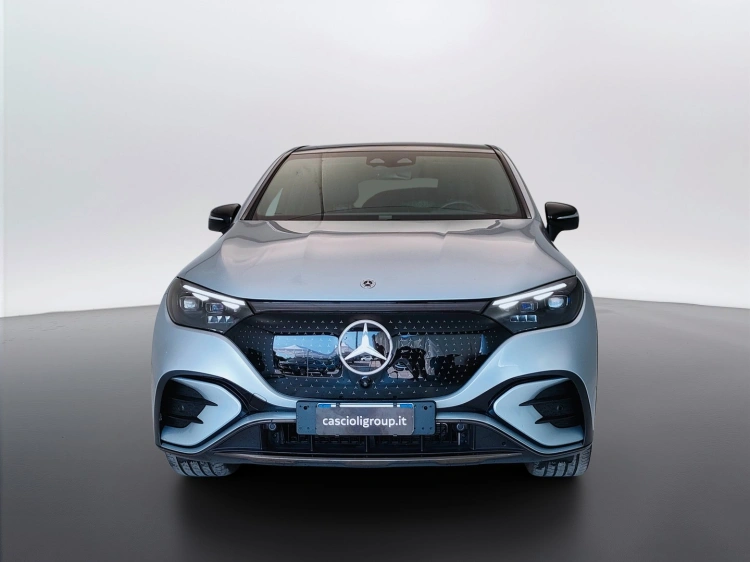 2 - Mercedes-Benz EQE 350 AMG Line Premium 4matic
